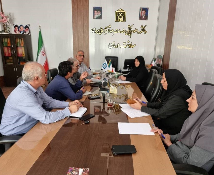 جلسه مدیریت پسماندهای عفونی مراکز درمانی سیرجان